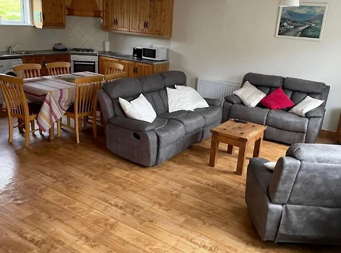 Hillside House - Ringfort アパート Ballinamuck